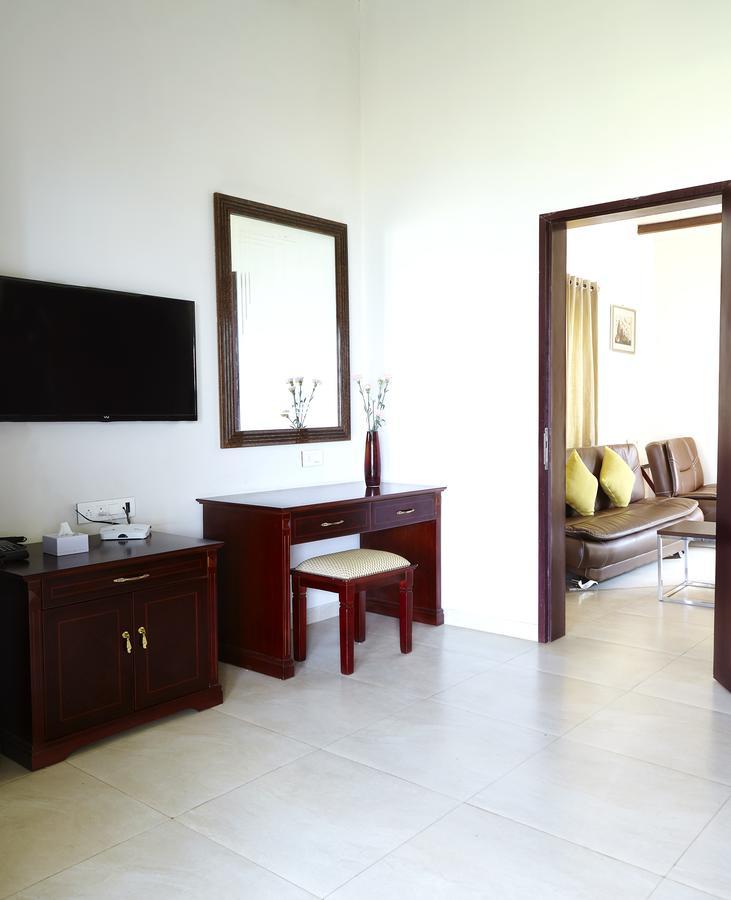 נאסיק Savana Lake Resort מראה חיצוני תמונה